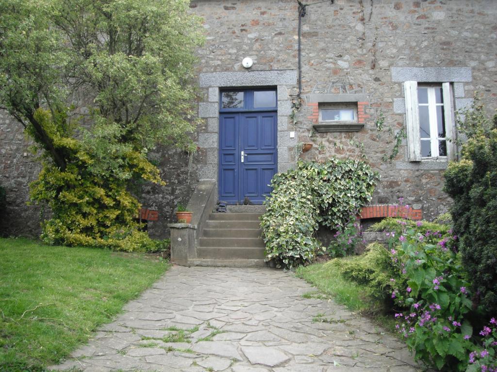 Ferme De La Gortiere Bed & Breakfast Le Teilleul Exterior photo